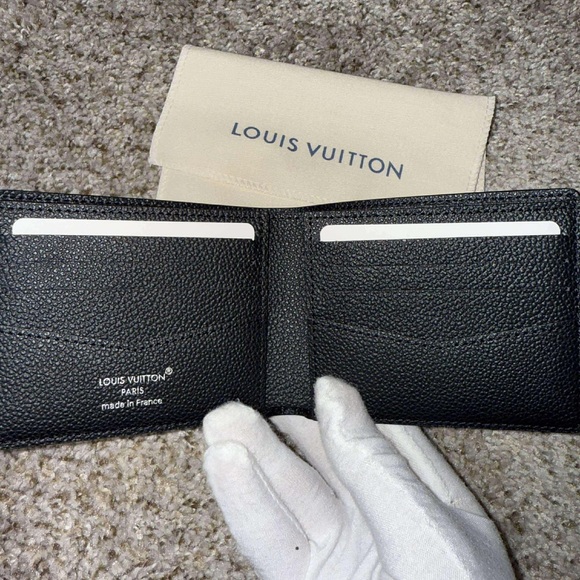 Louis Vuitton Wallet authentic - Picture 3 of 3